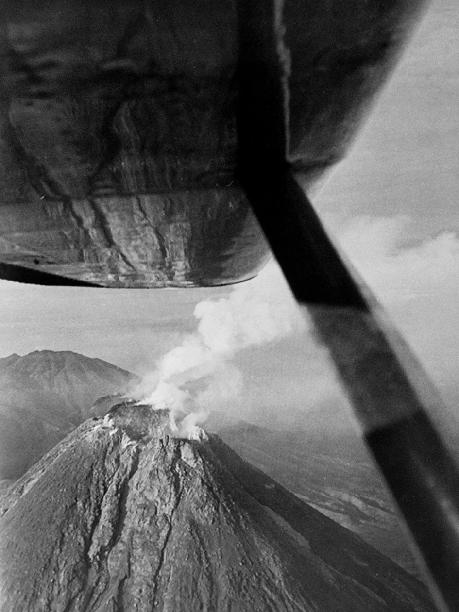 Political Geology: Active Stratigraphies and the Making of Life logo