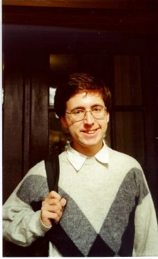 Growth in groups: an approach via incidence logo