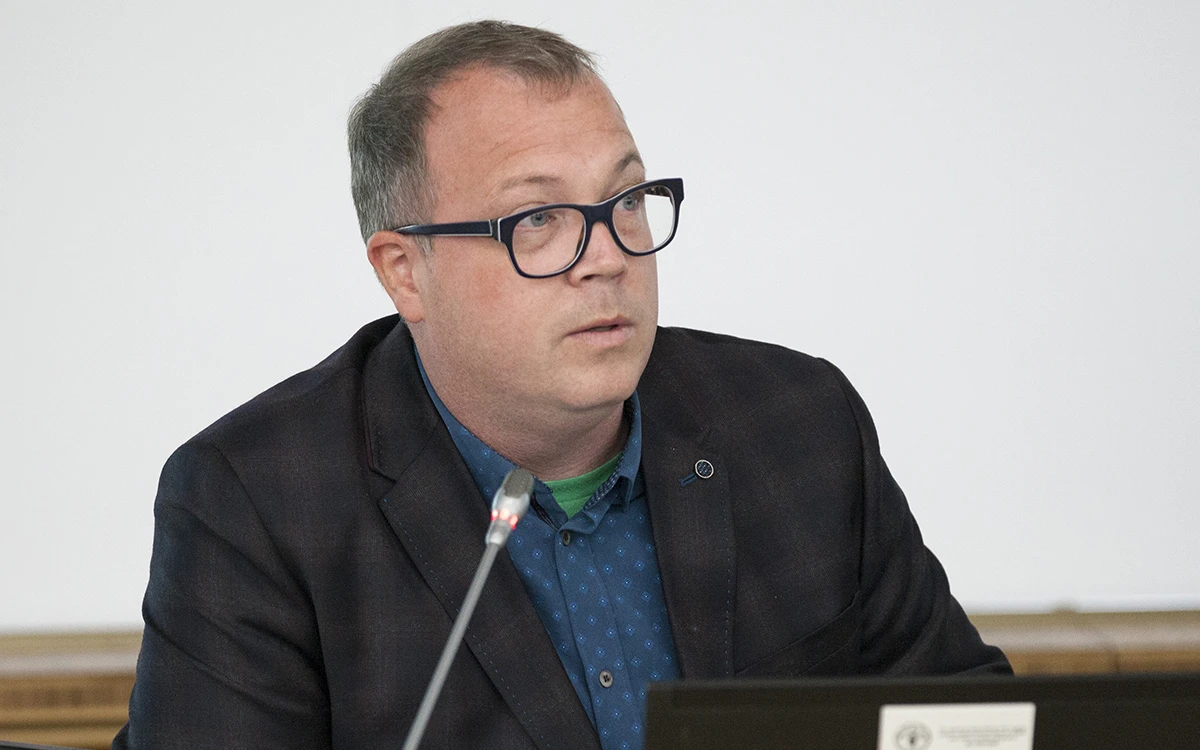 Biosafety in a World Without Walls- Talk with Todd Kuiken logo