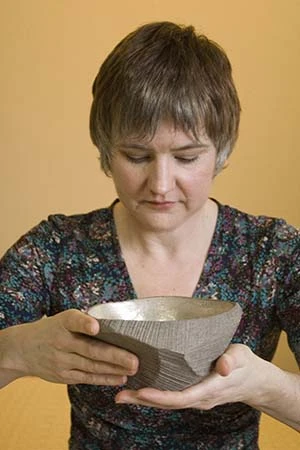 The tea bowl: East and West logo