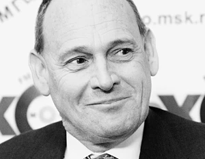 Living with the Bear logo