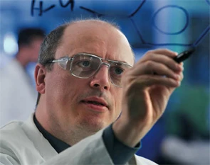 Making the tiniest machines logo