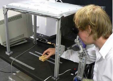 Binocular vision and the control of hand movements logo