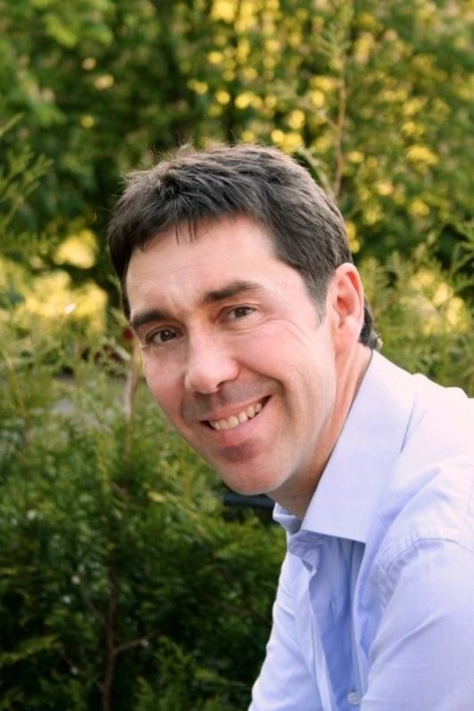 Organoids: closing the gap between in vitro &amp; in vivo models logo