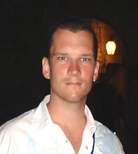 Protein dynamics and amyloid formation: two sides of the same coin logo