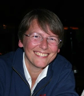 The English Profile (2): Identifying criterial features in learner languages logo