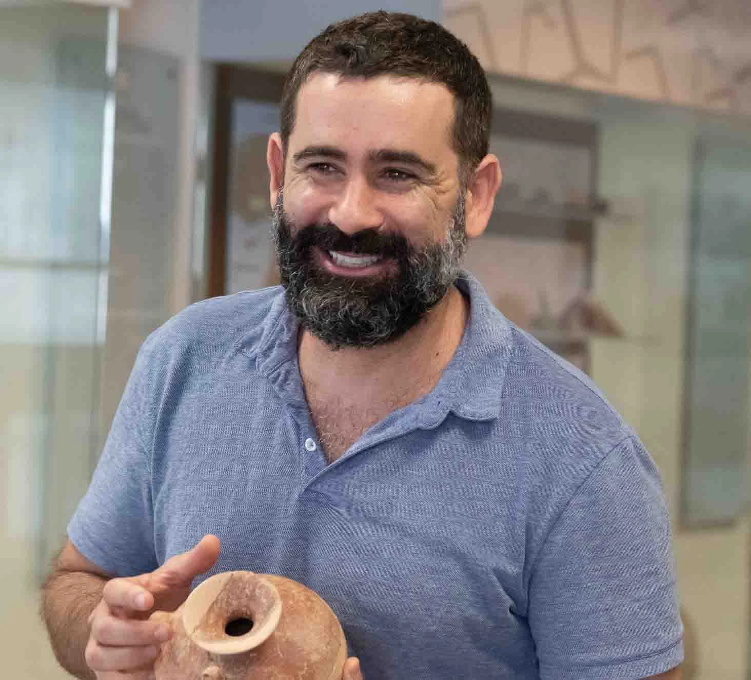 Prof. Erez Ben-Yosef