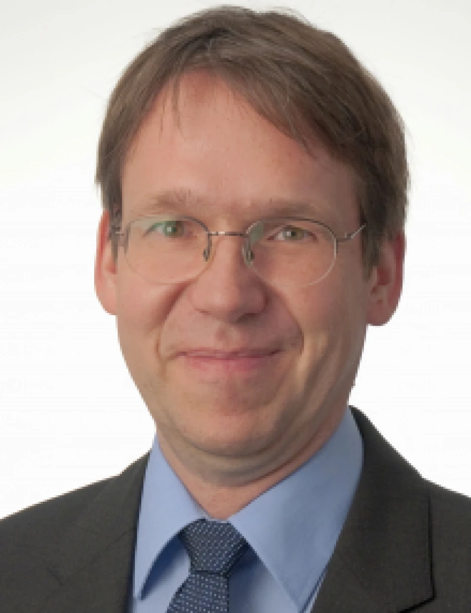 Exploring the data-driven world: Teaching AI and ML from a data-centric perspective logo