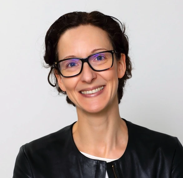 Transcriptional and post-transcriptional mechanisms of cell diversification - lessons from C. elegans logo