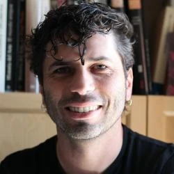 Another step on geometric morphometrics: applications on material culture logo