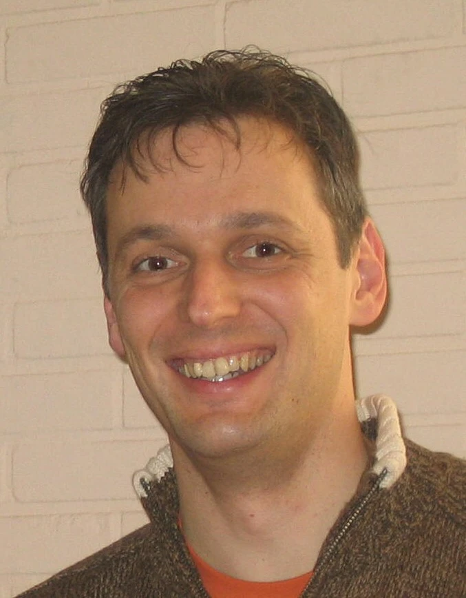 Charge transport in conducting polymers logo