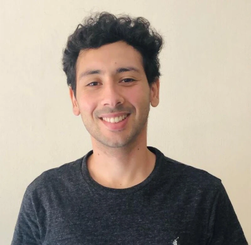 Robust and Conjugate Gaussian Process Regression. logo