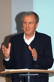 A Sustainable Future- The Leadership Challenge of our Time logo