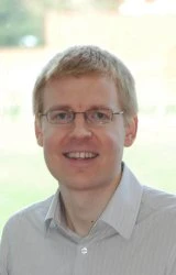 Using time-resolved genetic data to study the evolution of drug resistance. logo