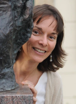 From Materials to Cosmology: Studying the early universe under the microscope logo