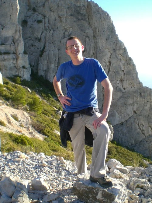 Manin's conjecture for a non-singular quartic del Pezzo surface logo